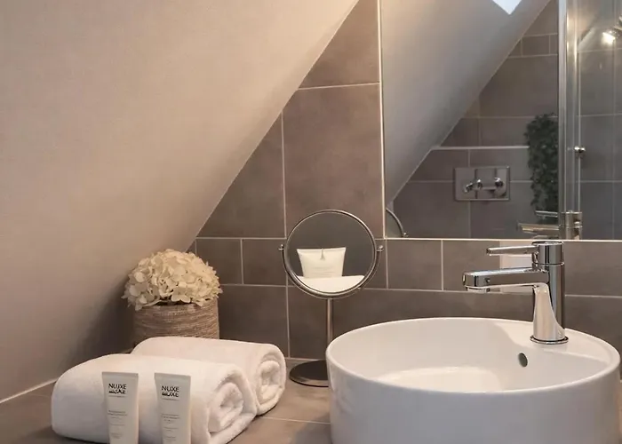 Апартаменты Place Des Vosges *